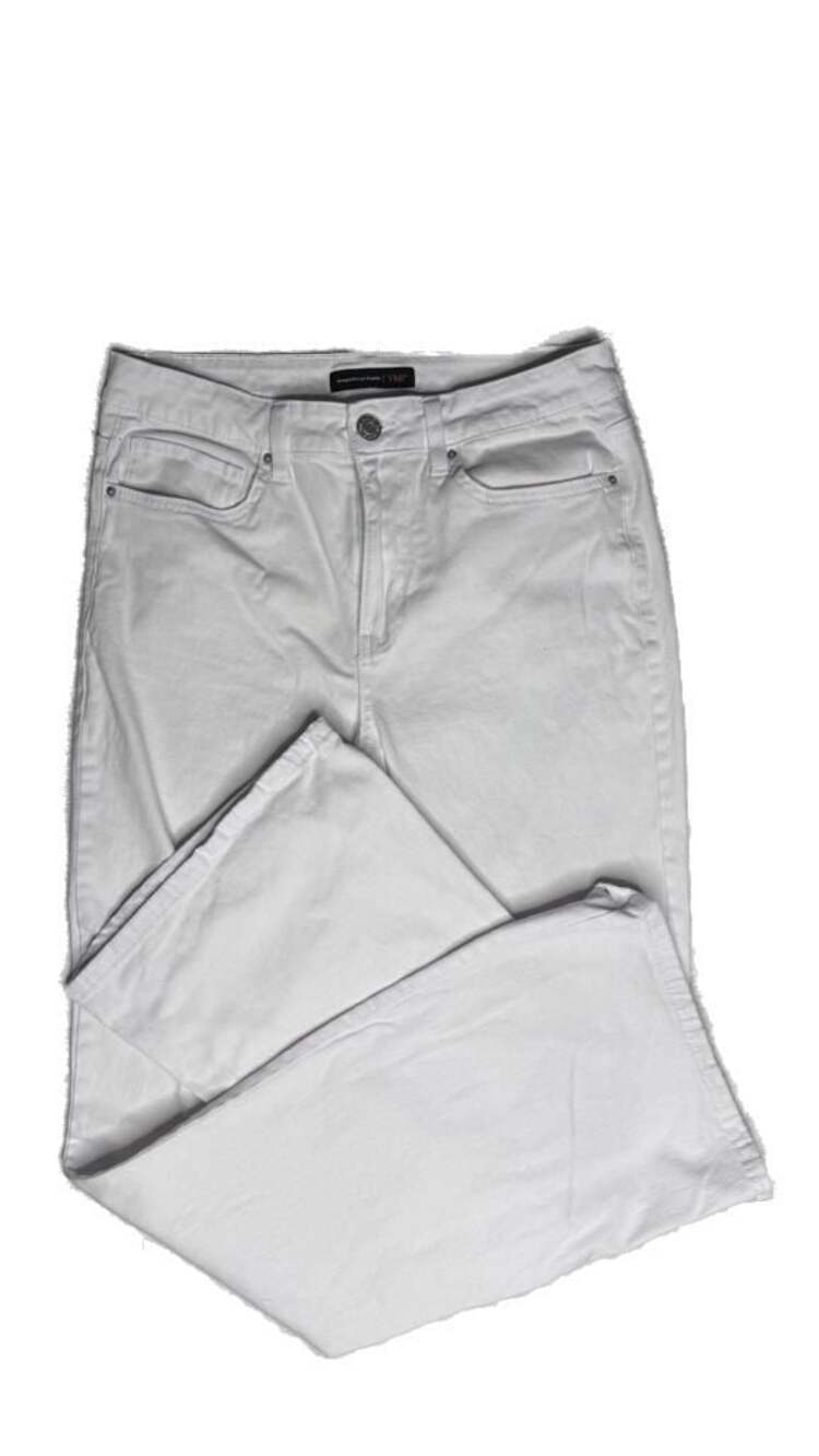 YMI Jeans USA Women's White Flare Leg Denim Jeans Size 11/30